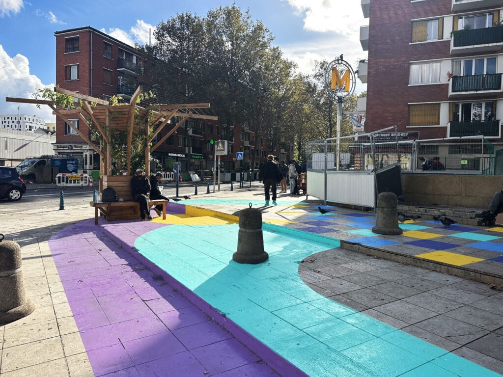 Réalisation : Le carrefour des Limites-Raymond-Queneau