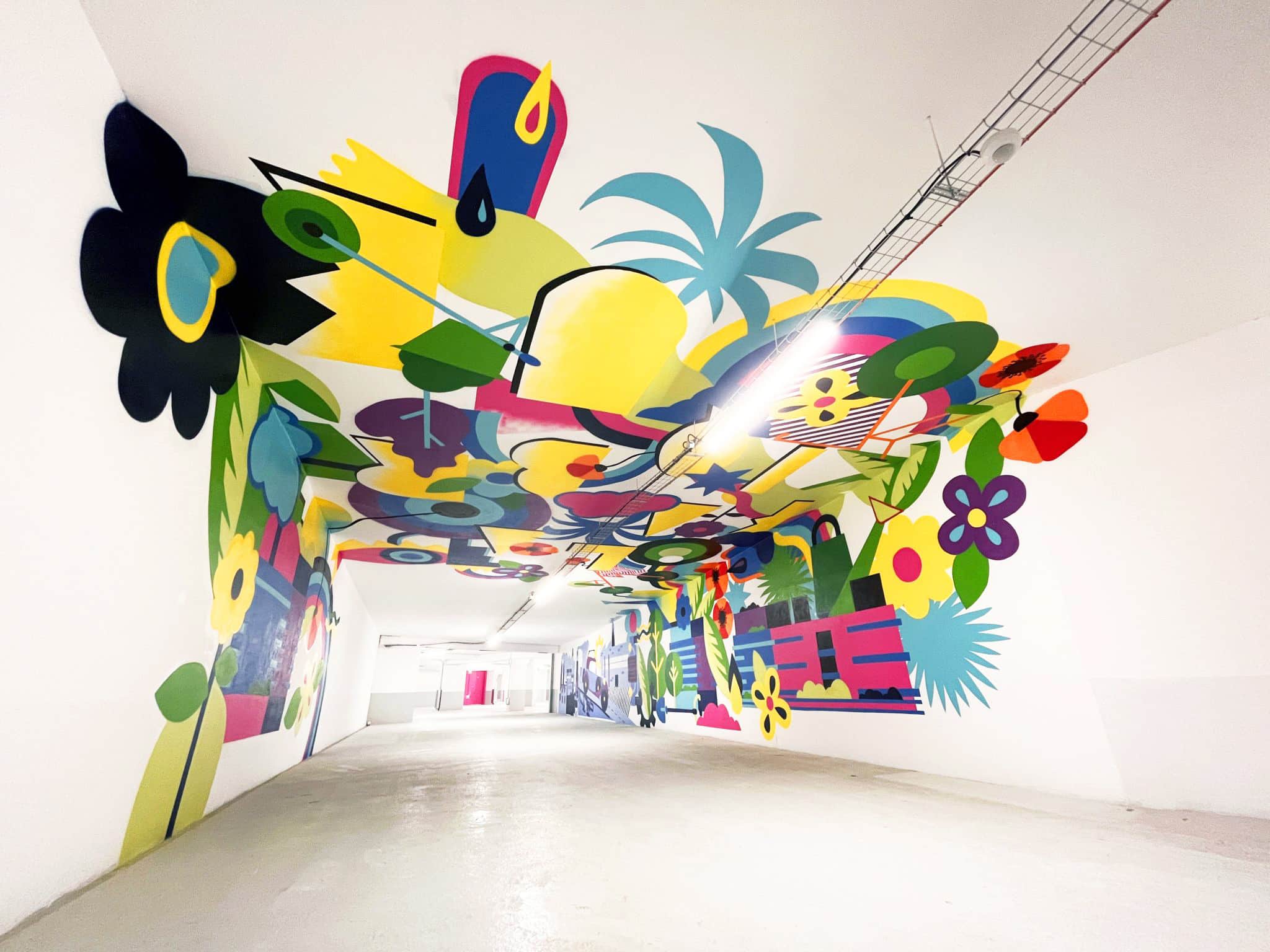 Fresque dans un parking par Audrey Laurençon à Courbevoie