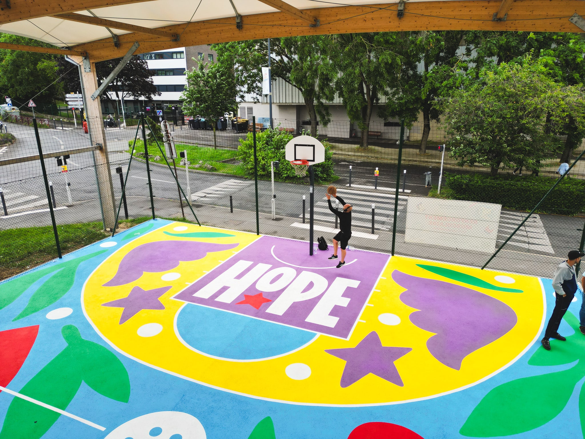 Basketball court in Montreuil by Amy Jones