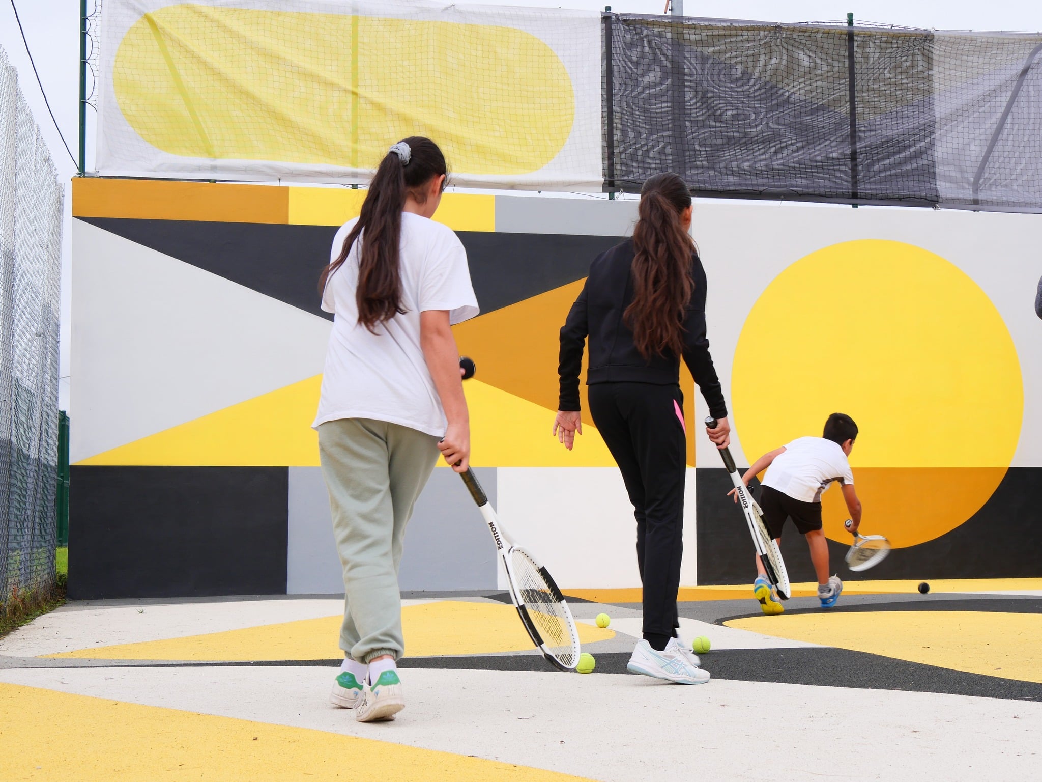 Terrain de sport à Grigny pour Renault par Xbuz